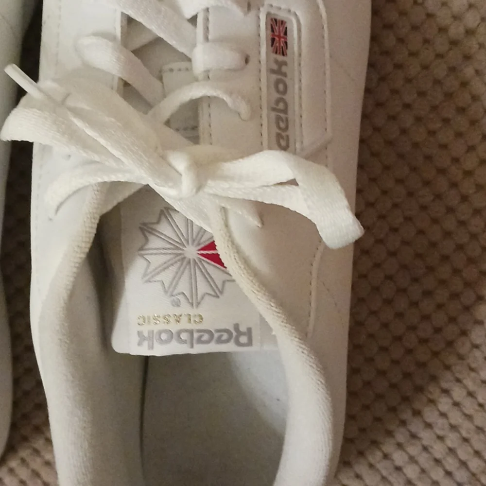Classic Reeboks - Picture 2 of 5